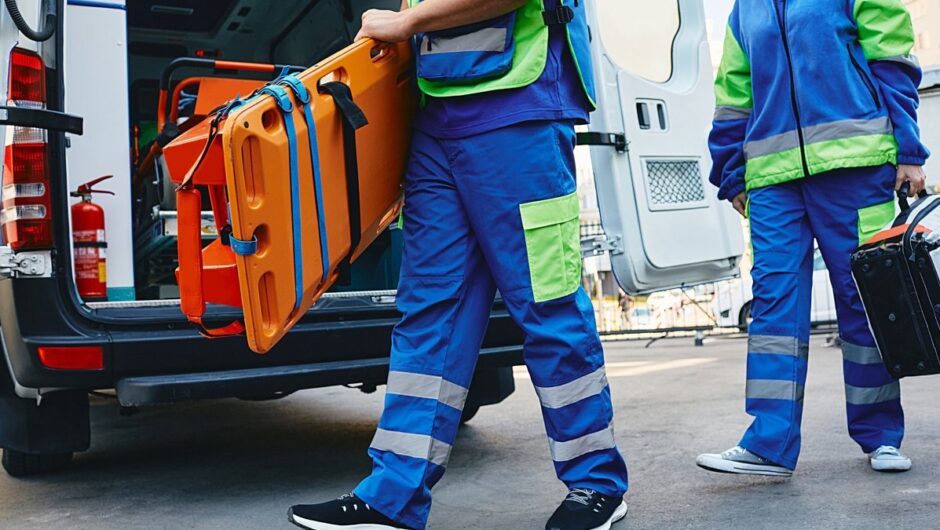 Λάρισα: Γιατροί κατέθεσαν ομαδική μήνυση για το θέμα των διασωστών του ΕΚΑΒ!