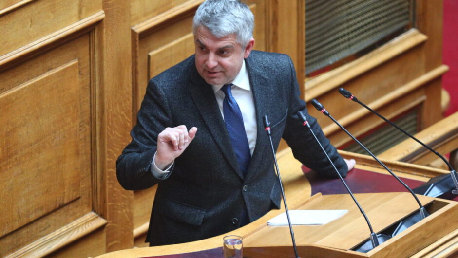 Θέμα ηγεσίας στο ΠΑΣΟΚ θέτει ο βουλευτής Οδυσσέας Κωνσταντινόπουλος