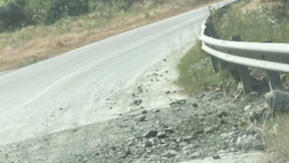 Σημεία «σκοτώστρες» σε παραλιακό δρόμο της Λάρισας – Παραμονεύει ο κίνδυνος ατυχήματος (φωτο)