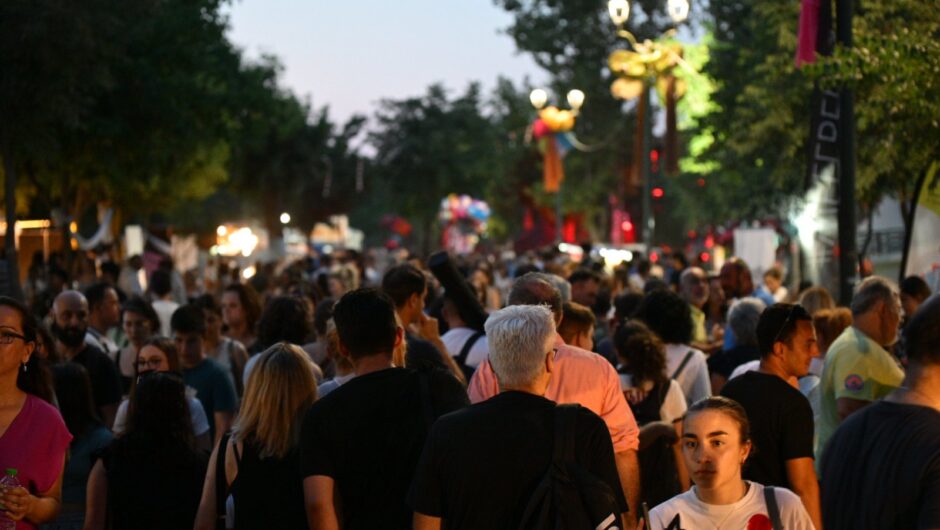 «Στον ρυθμό του Ποταμού»  η Λάρισα – Δείτε φωτογραφίες και βίντεο από την πρώτη μέρα του Φεστιβάλ Πηνειού 2024