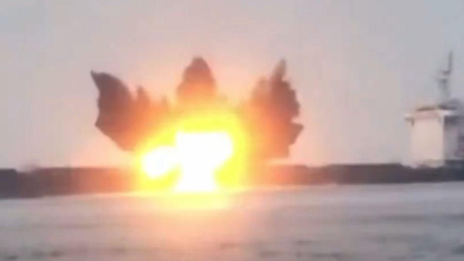 Βίντεο από την επίθεση των Χούθι σε ελληνόκτητο πλοίο