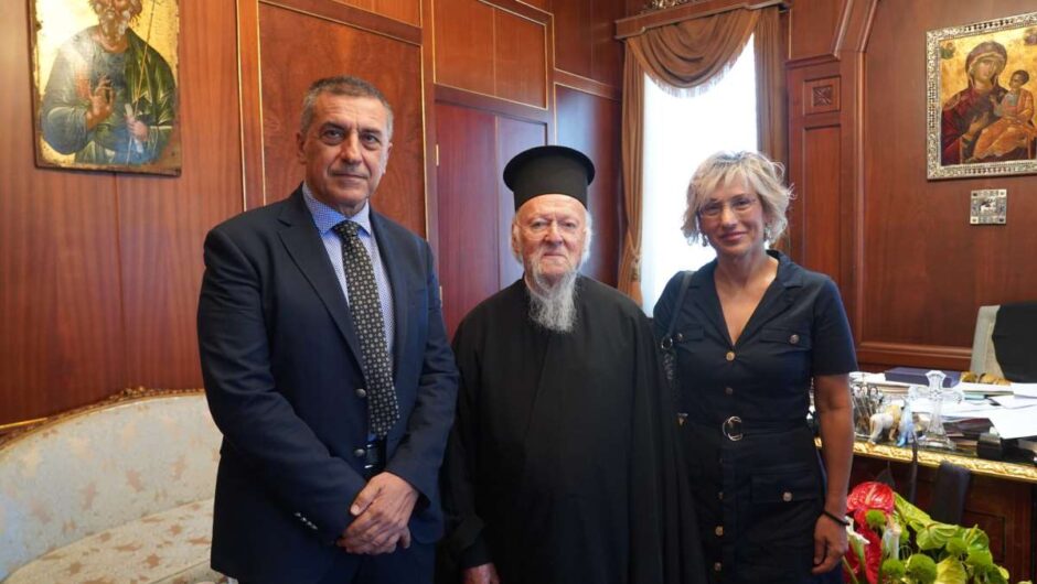 Με τον Οικουμενικό Πατριάρχη Βαρθολομαίο ο Κουρέτας – Συζήτησαν για τη διοργάνωση περιβαλλοντικού συνεδρίου στη Θεσσαλία (φωτό)