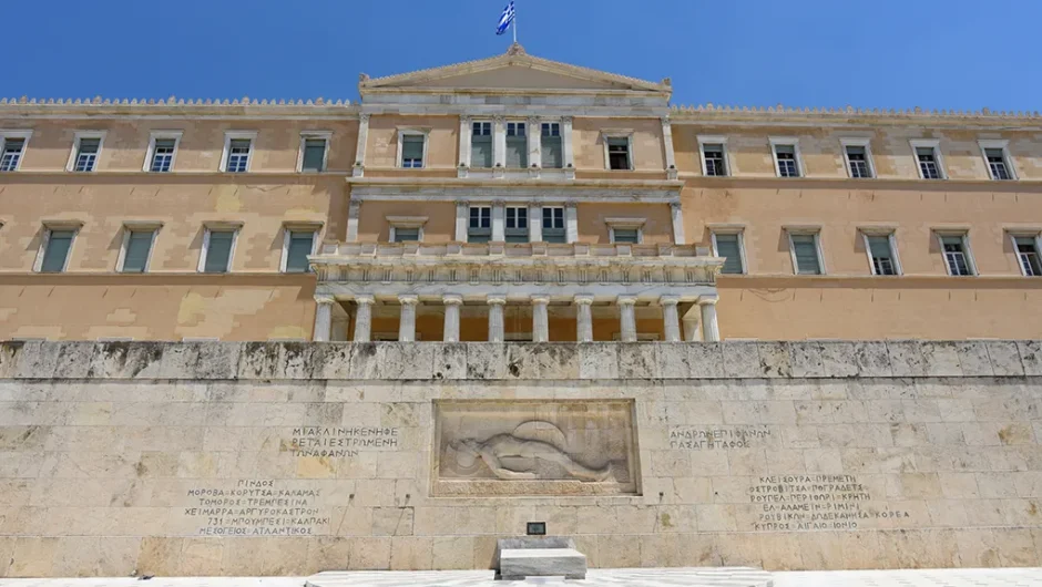 Τα «θέλω» των ηγεσιών και της κοινωνίας