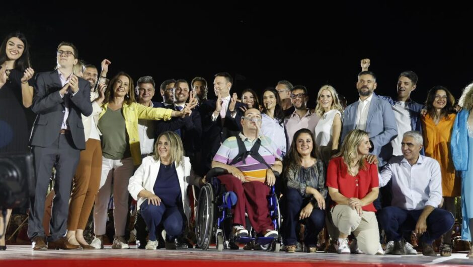 Στέφανος Κασσελάκης / Η μεγάλη προεκλογική συγκέντρωση στο Σύνταγμα και το μήνυμα ανατροπής