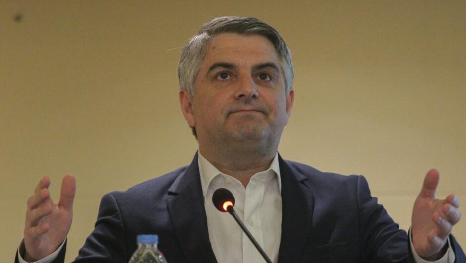 ΠΑΣΟΚ / «Ο Ανδρουλάκης δεν είναι η επιλογή που θα μας πάει μπροστά» – Επιμένει ο Κωνσταντινόπουλος