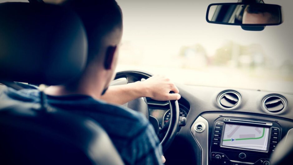 Πρόστιμο 700 ευρώ και αφαίρεση διπλώματος -Το λάθος που κάνουν καθημερινά χιλιάδες Έλληνες οδηγοί