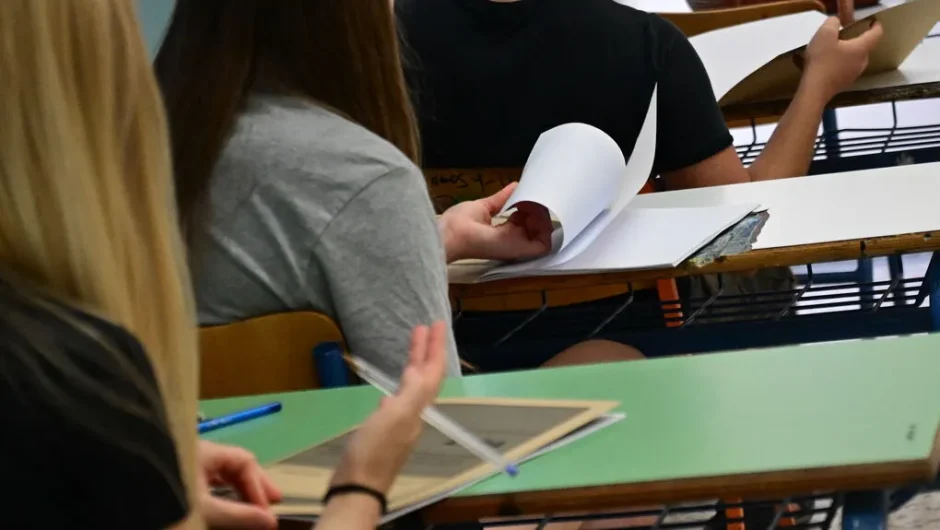 Οι Πανελλαδικές, το Βαρβάκειο και… ο «βόθρος» που άνοιξε