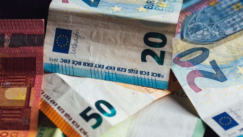 Συντάξεις χηρείας: Διευκρινίσεις Τσακλόγλου για τις πληρωμές