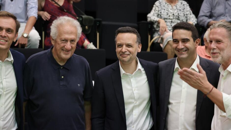 ΠΑΣΟΚ / Κλειστά χαρτιά για τις συνεργασίες – Η ατζέντα των υποψηφίων για την προεδρία