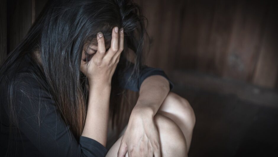 Σοκ στη Ρόδο: Συνελήφθη 35χρονη Βρετανίδα που κατηγορείται ότι βίασε 20χρονη