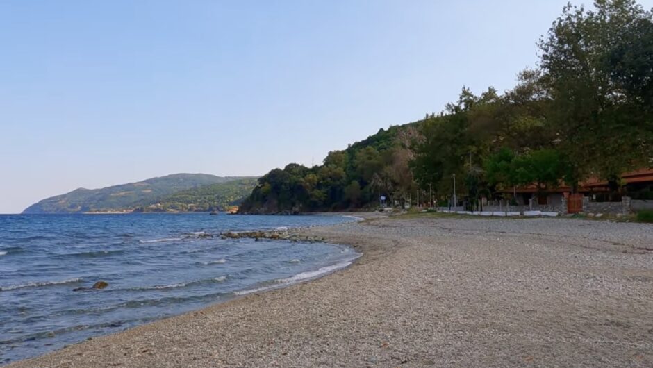 Αυτή η παραλία της Λάρισας αποτελεί μία από τις δημοφιλέστερες της Μεσογείου (βίντεο)