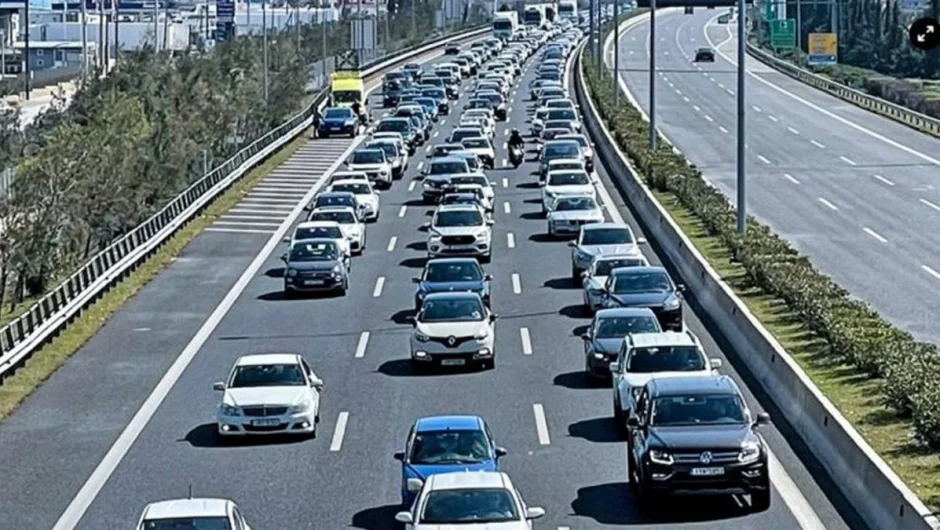 Θλιβερή πρωτιά για την Ελλάδα: Κατέχει τον πιο «γηρασμένο» στόλο οχημάτων στην Ευρώπη