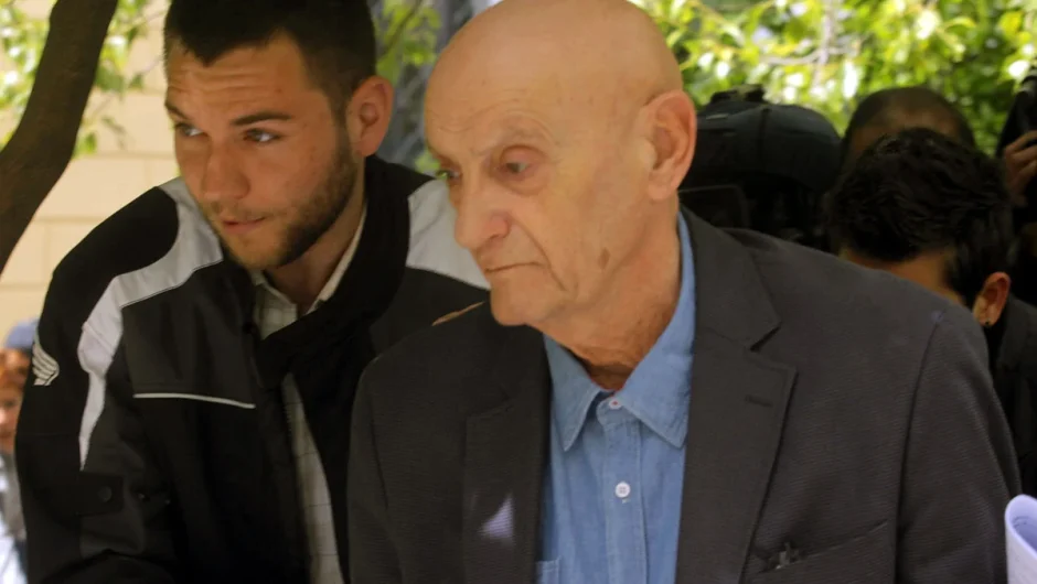 Ο χορός της μίζας στην Ελλάδα διδάσκεται στα πανεπιστήμια της Ελβετίας