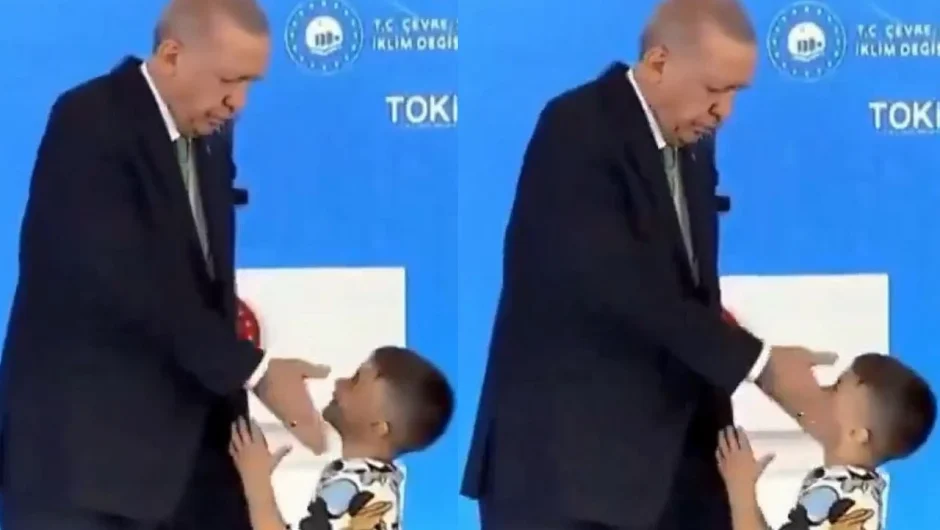 Βίντεο δείχνει τον Ρετζέπ Ταγίπ Ερντογάν να χαστουκίζει μικρό αγόρι επειδή δεν του φίλησε το χέρι