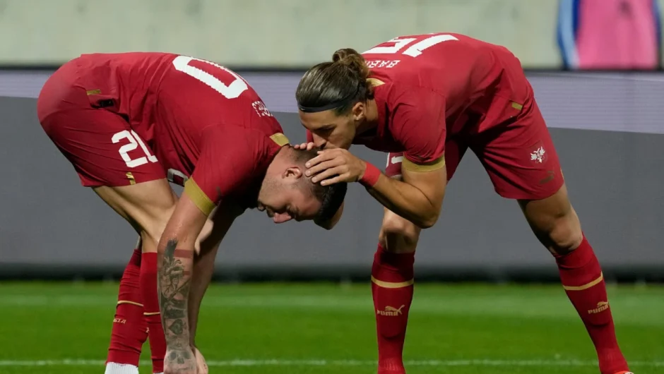 Αγοράζει και 2ο στόπερ μετά τον Πιρόλα ο Ολυμπιακός – «Ακριβός και ηγέτης»