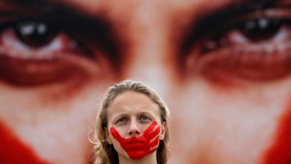 Και οι νεκρές ουρλιάζουν πόσες ακόμη;