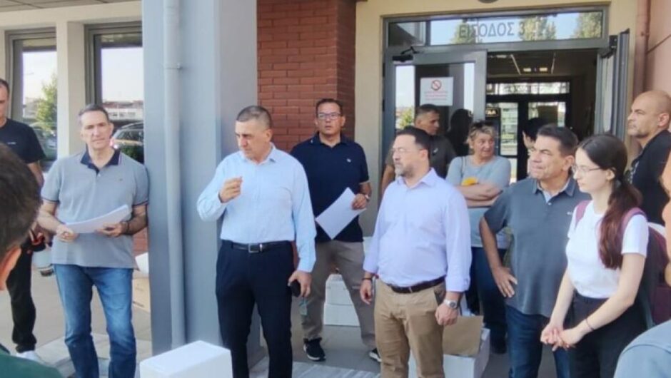 Πανώλη στη Θεσσαλία / «Κάθε κατεργάρης στον πάγκο του» – Οργή Κουρέτα για την παράνομη θανάτωση ζώων
