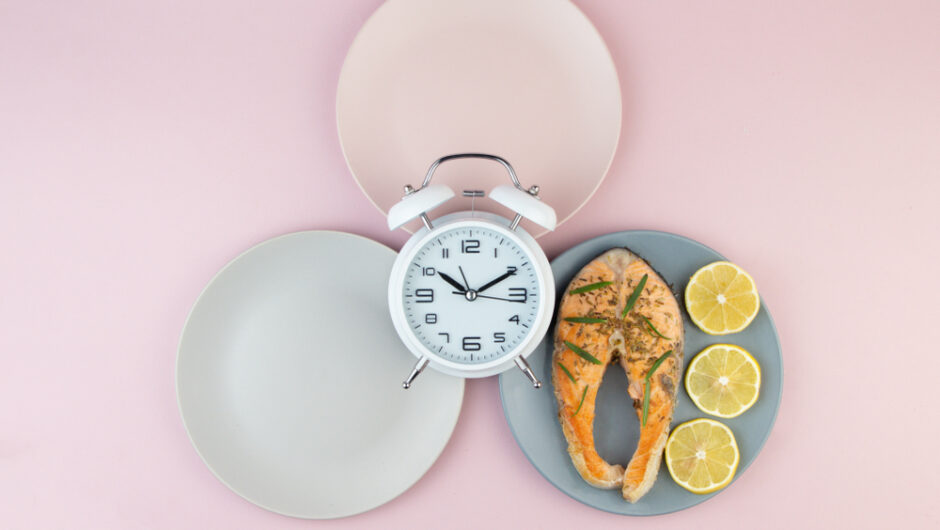 Διαλειμματική νηστεία: Οι επιστήμονες καταρρίπτουν 4 μύθους