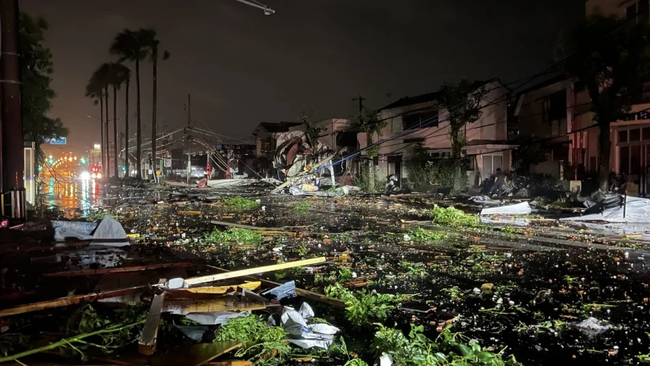 Ιαπωνία: Ο ισχυρότερος τυφώνας της χρονιάς, Σανσάν, χτύπησε τη νήσο Κιούσου