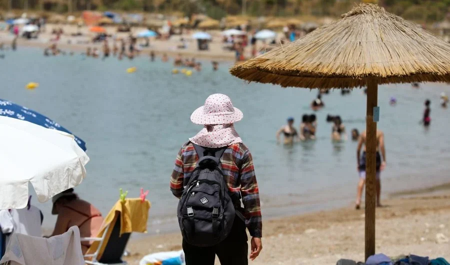Καιρός: Με 37άρια και ισχυρούς ανέμους μπαίνει ο Αύγουστος – Αναλυτική πρόγνωση ανά περιοχή