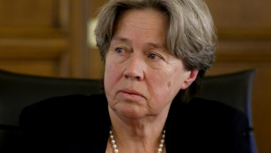 Σενάρια για διαγραφή Λινού από την ΚΟ του ΣΥΡΙΖΑ