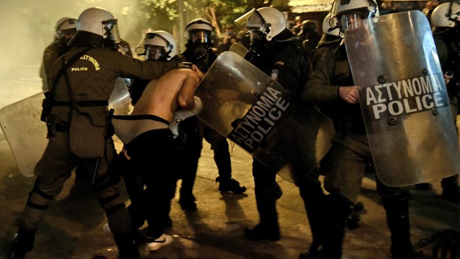 Τι είναι μπάτσος…
