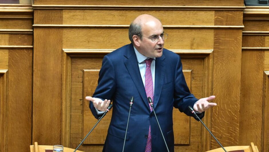 Κωστής Χατζηδάκης / Καμία πρόθεση για μέτρα προστασίας δανειοληπτών – Η απάντηση στους 11 βουλευτές της ΝΔ
