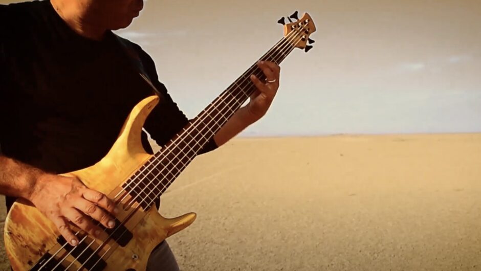 Και εγένετο βίντεο κλιπ μέσα από τα απομεινάρια της Κάρλας που άφησαν πίσω τους οι πλημμύρες – Ατμοσφαιρικό τραγούδι από Λαρισαίους (βίντεο)