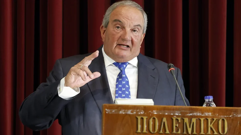 Κ. Καραμανλής: «Καμία σχέση με αυτούς»