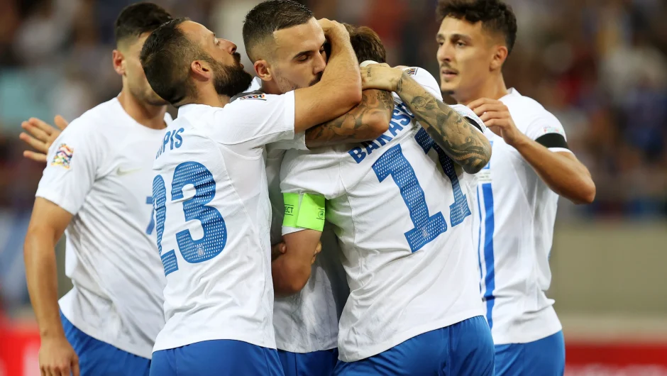 Ελλάδα: – Ιρλανδία 2-0: Έκανε το «4Χ4» με την υπογραφή Τάσου Μπακασέτα και με την… ψυχή του Τζόρτζ Μπάλντοκ