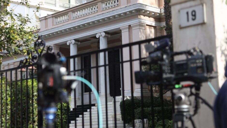 Τριπλός πονοκέφαλος για το Μαξίμου – Κοινωνική δυσαρέσκεια, διαρροή ψηφοφόρων και το τέρας της ακρίβειας
