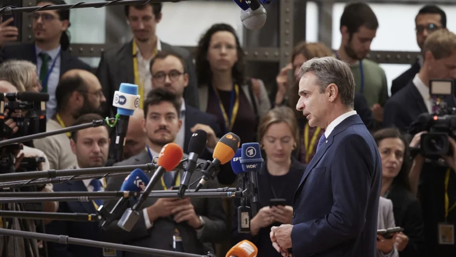 Τίποτα αναπάντητο: Αλλαγή τακτικής από το Μαξίμου απέναντι και στην εσωκομματική κριτική