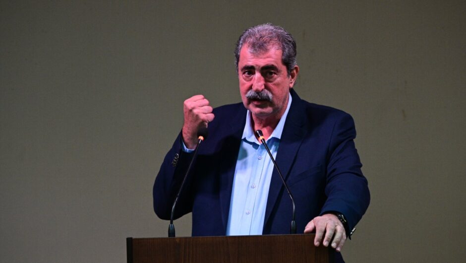 Προεκλογική ομιλία του Πολάκη στη Λάρισα: «Ο ΣΥΡΙΖΑ είναι εδώ, διαψεύδουμε όλες τις Κασσάνδρες της συμφοράς» (φωτό – βίντεο)