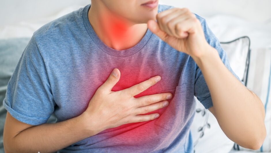 Πνευμονία: Τα σιωπηλά συμπτώματα και πώς να την προλάβουμε