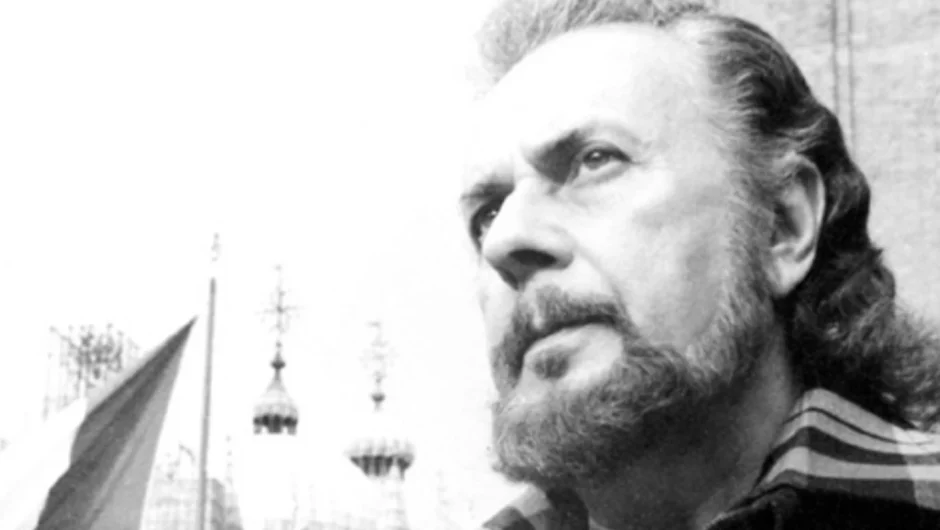 Σαν σήμερα 11 Νοεμβρίου: Πεθαίνει ο Γιάννης Ρίτσος – Ο θρήνος της μάνας που ενέπνευσε τον «Επιτάφιο»
