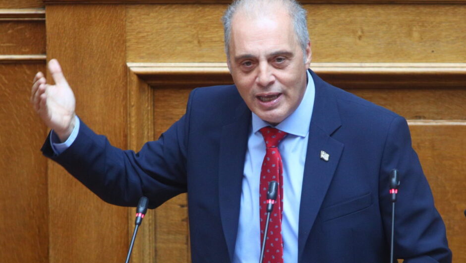 Κ. Βελόπουλος: Αντιφατικό να μιλάμε για κατώτατο μισθό – Ο Έλληνας εργάζεται πιο πολλές ώρες, δεν αμείβεται και τον λένε και τεμπέλη