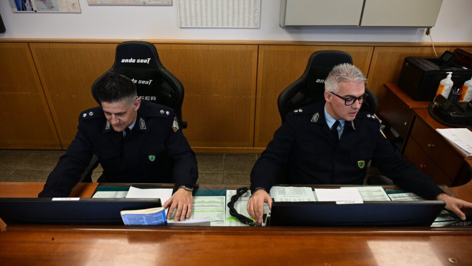 H άλλη πλευρά του 100: Αυτοψία στο Κέντρο Επιχειρήσεων της Αστυνομίας στη Λάρισα (φωτό – βίντεο)