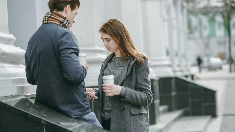 Οι 8 δικαιολογίες που χρησιμοποιούν οι γυναίκες όταν παύουν να είναι ερωτευμένες, αλλά δεν θέλουν να το παραδεχτούν