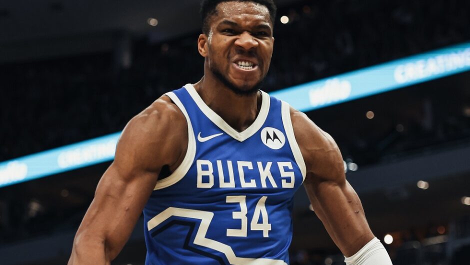 Στον τελικό του NBA Cup με κυριαρχικό Αντετοκούνμπο οι Μπακς (vid)