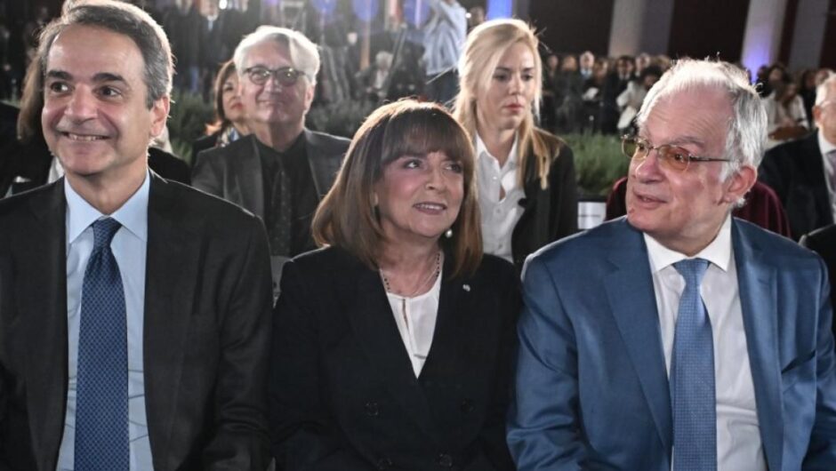 Κυριάκος Μητσοτάκης / Δεξιά στροφή με κεντροαριστερό Πρόεδρο