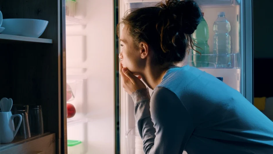 12 υγιεινά σνακ για τις βραδινές λιγούρες