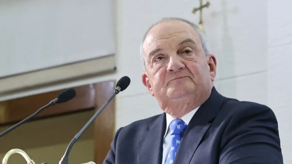 Μια παρουσίαση με «βέλη» και «αιχμές»