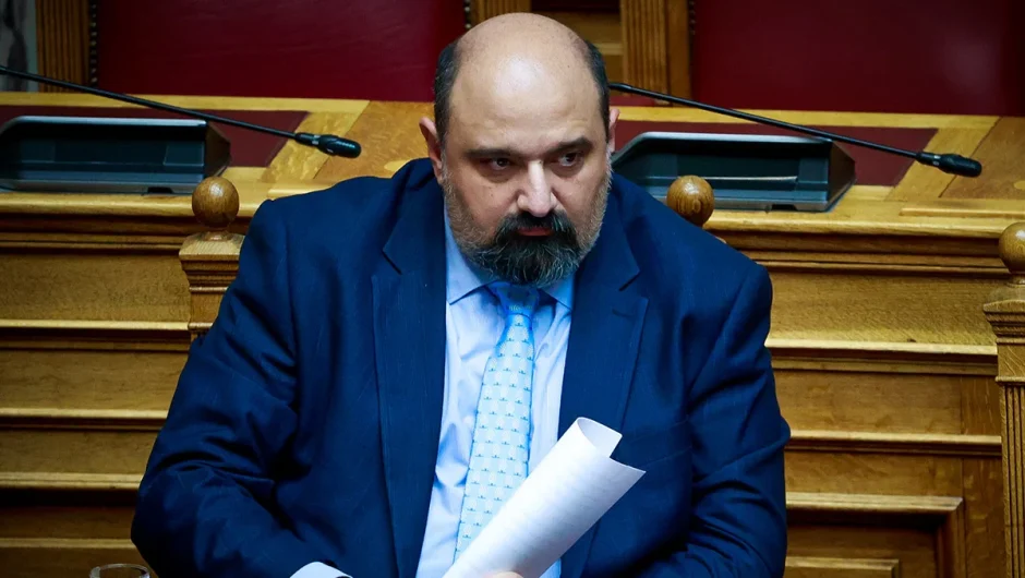 Χρήστος Τριαντόπουλος: Σικέ