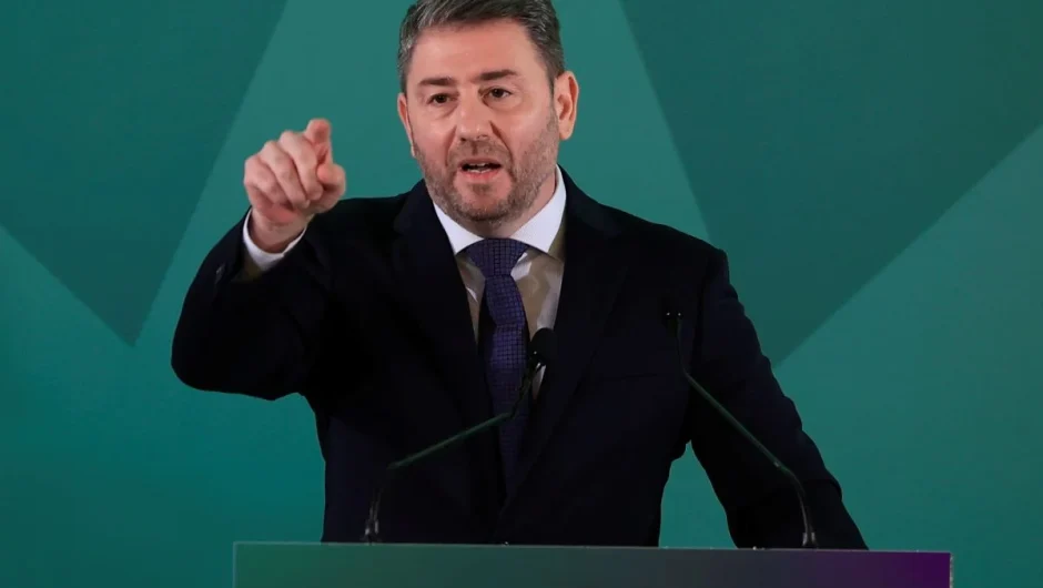 Τα μηνύματα Ανδρουλάκη στους πράσινους «βαρώνους»
