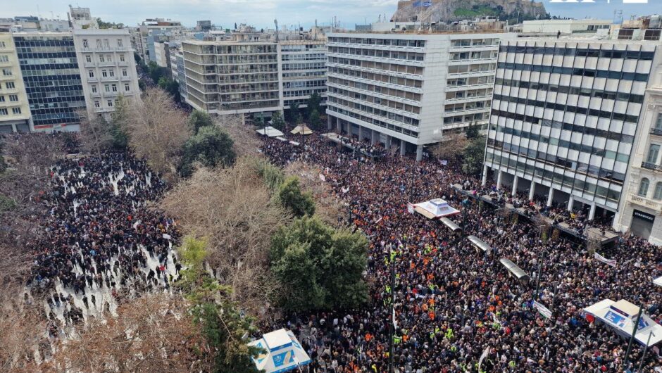Τέμπη: Έγραψαν ιστορία οι πολίτες σε όλη την Ελλάδα – Οι μεγαλύτερες συγκεντρώσεις όλων των εποχών