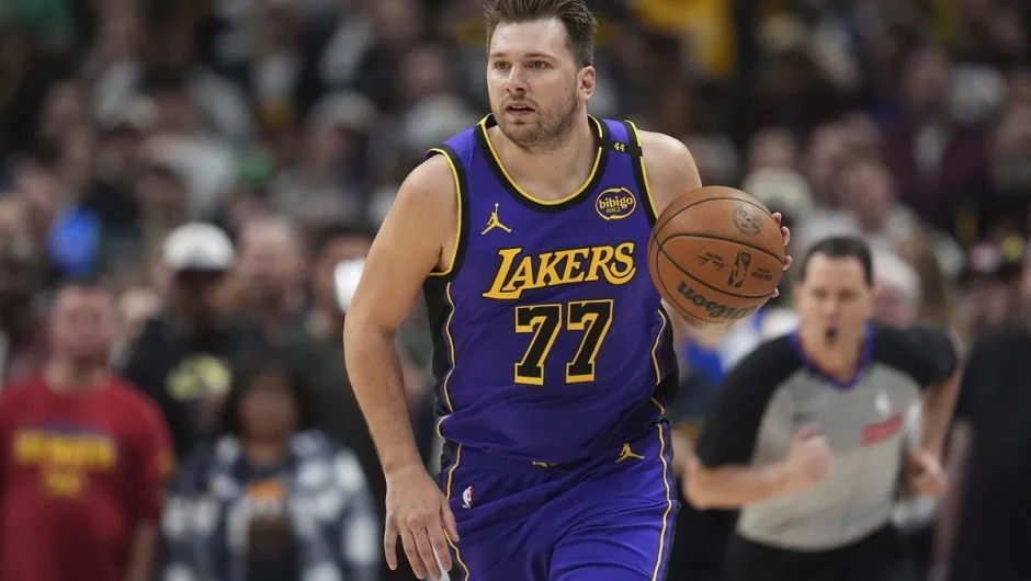 NBA: Ντόντσιτς και ΛεΜπρόν έδωσαν σόου στο Ντένβερ και διέλυσαν με 123-100 τους Νάγκετς