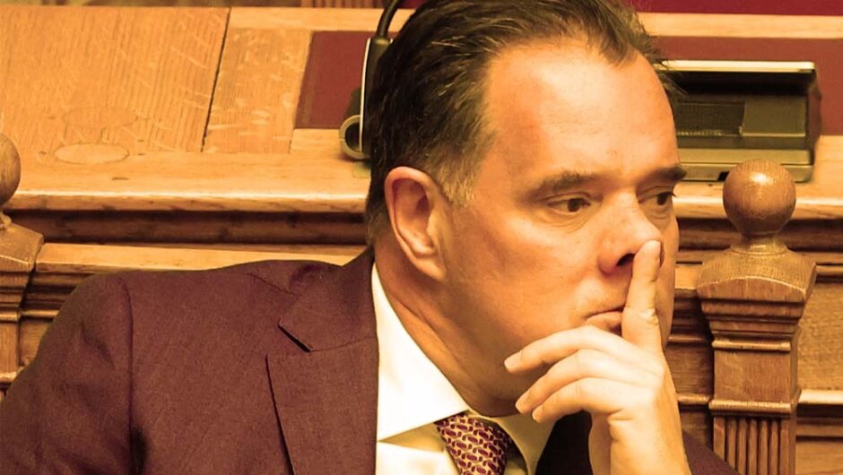 Και λαθρεμπόριο έχουμε και Άδωνη έχουμε…