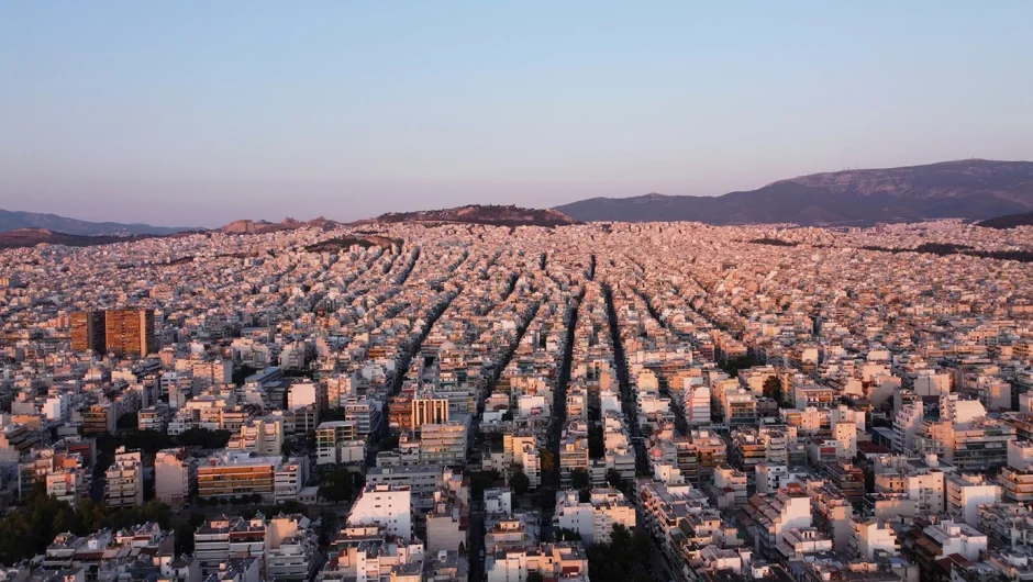 «Αναβαθμίζω το Σπίτι μου»: Ξεκινούν σήμερα οι αιτήσεις στις τράπεζες – Πώς θα πάρετε άτοκο δάνειο έως 25.000 ευρώ