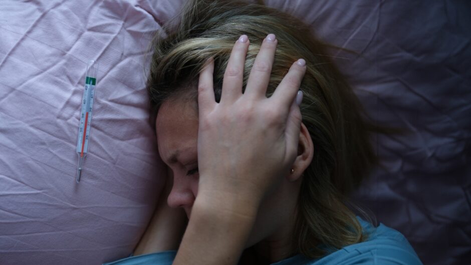 Μηνιγγίτιδα: Σε τι οφείλεται η έξαρση των περιστατικών και πώς μπορούμε να προστατευτούμε;