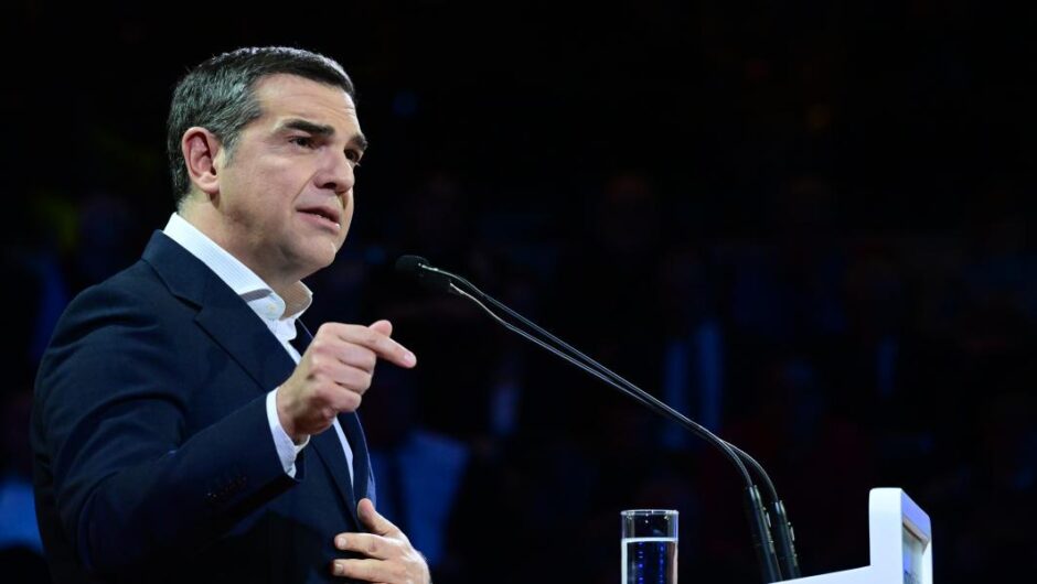Αλέξης Τσίπρας / «Στις επάλξεις» το αντισύριζα μέτωπο μετά από κάθε παρέμβασή του